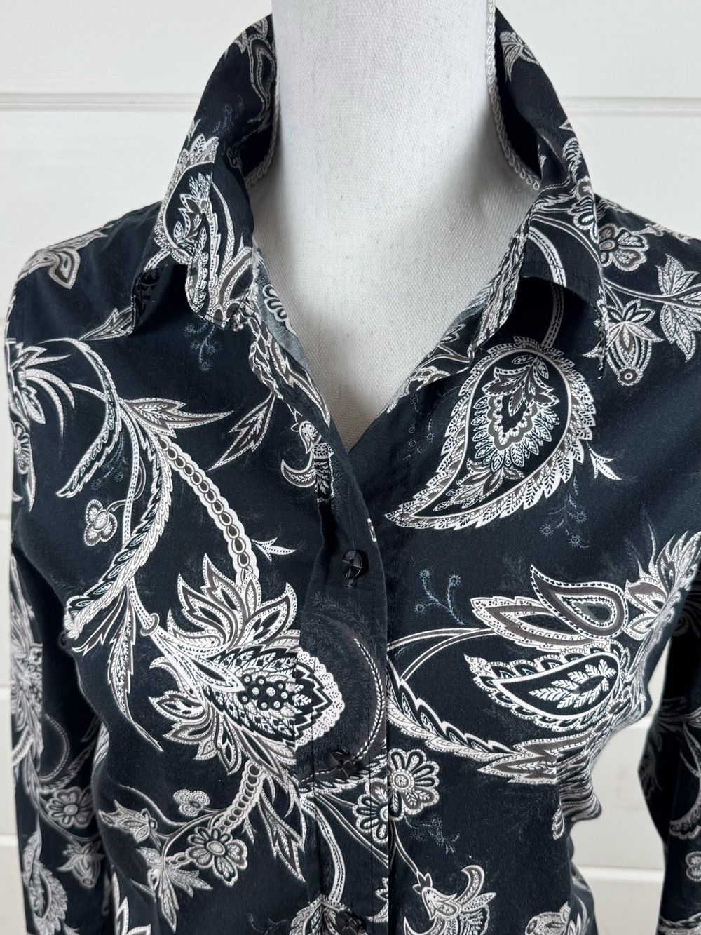 Coldwater Creek Black White Paisley Button Shirt Women’s Large - Picture 3 of 11